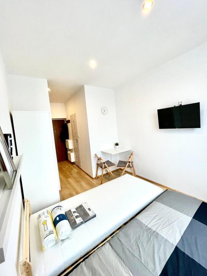 Sleep And Go Apartment - Free Parking Katovice Exteriér fotografie